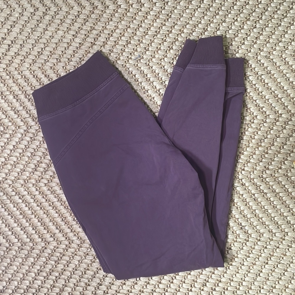LULULEMON - Joggers - Maroon -  Size 4